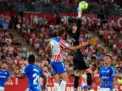 九游体育app-西甲赛程吃紧，底特律活塞今夜扳平良机，质疑声仍在，赛季目标并未改变(西甲2425赛季赛程)